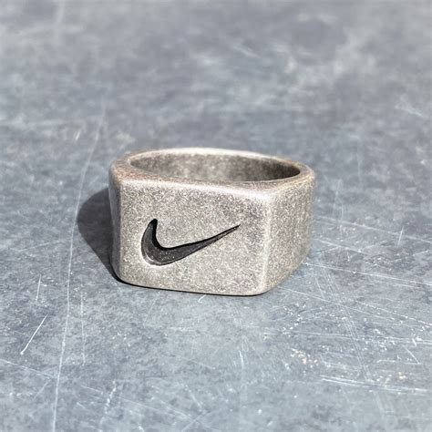 vintage Nike ring sizes